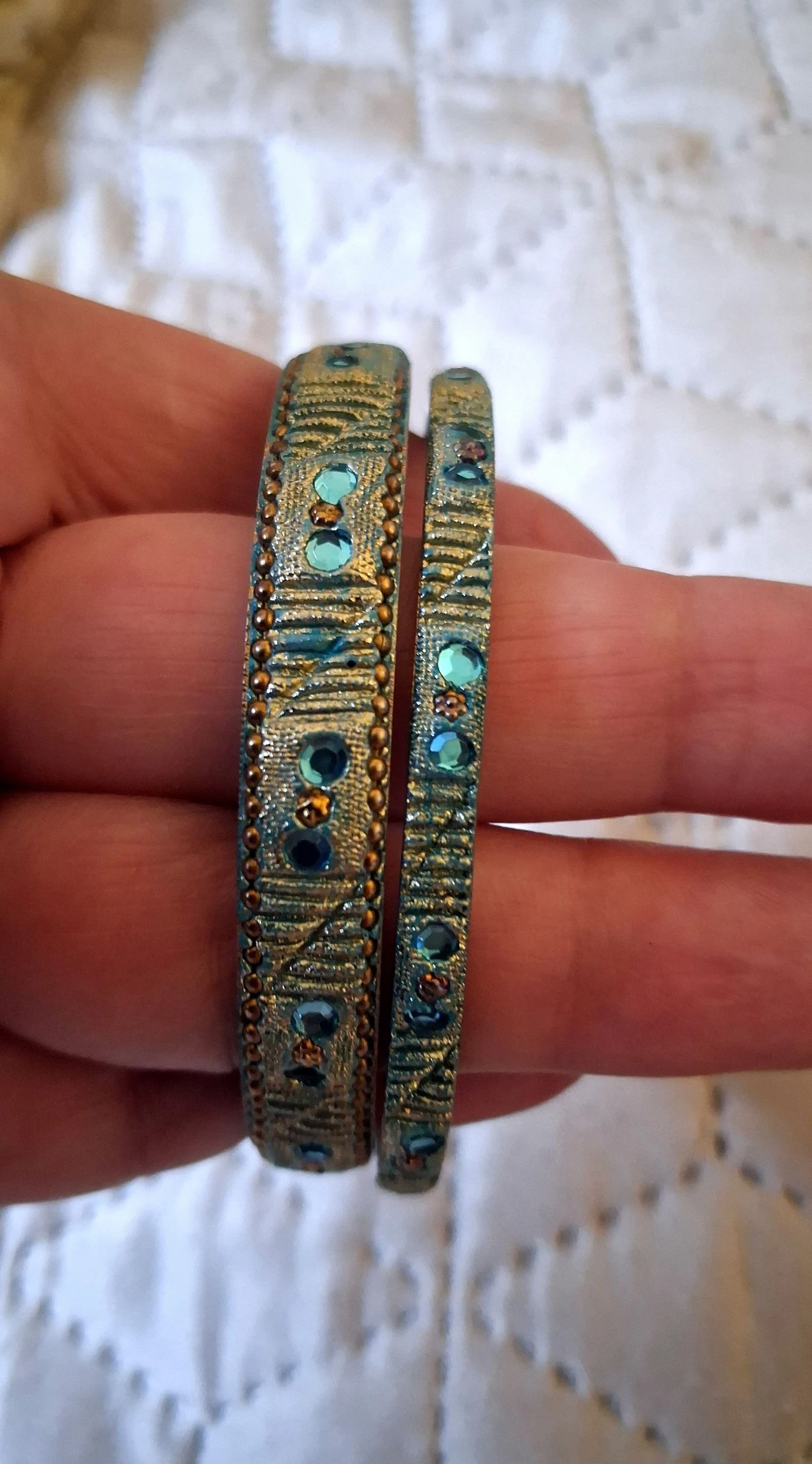 Bonito lote de 2 pulseras rígidas estilo bohemio-chic azul turquesa – photo 3